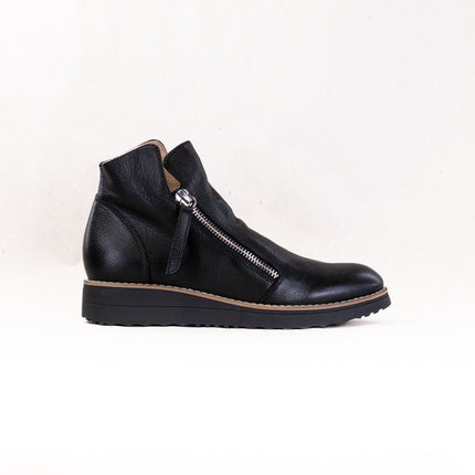 Django & Juliette Ohmy (Women's) - Black Leather