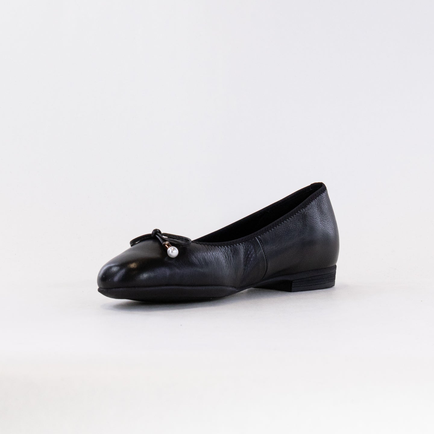 Ara Scout Bow Ballet Flat (Women's) - Black Leather