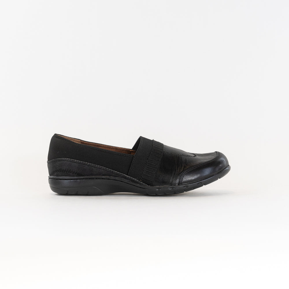 Cobb Hill Penfield A-Line Slip On (Women's) - Black Leather