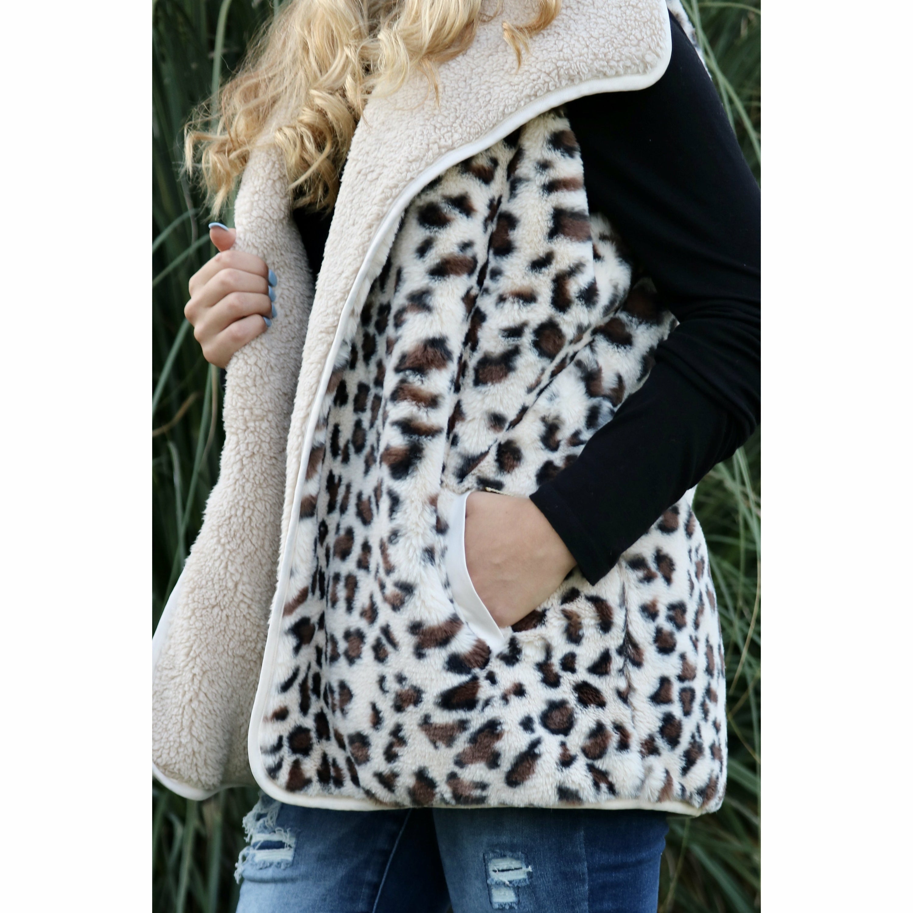 C.C.Beanie Reversible Leopard Print Sherpa/Faux Fur Vest