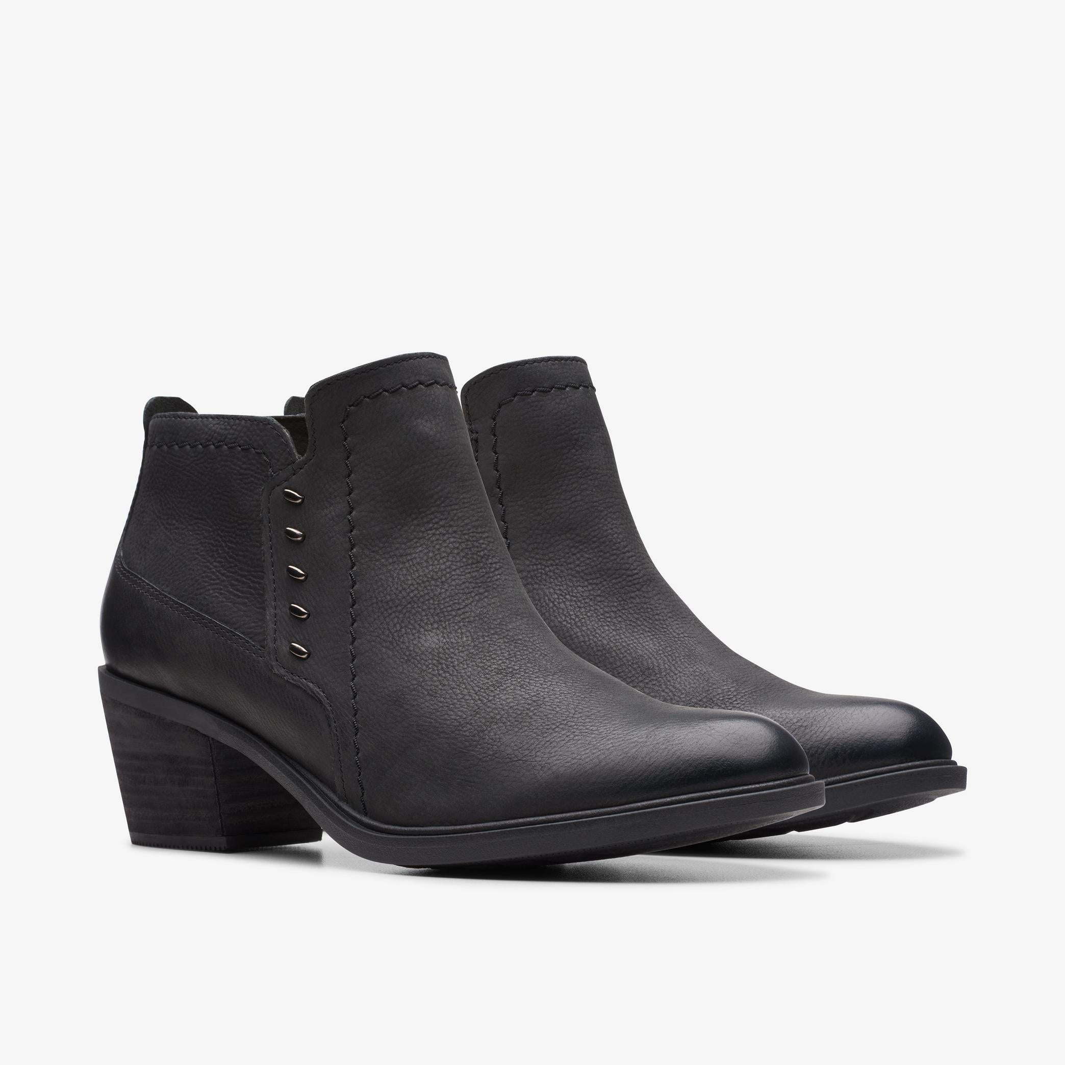 Clarks Neva Lo (Women’s) - Black Leather