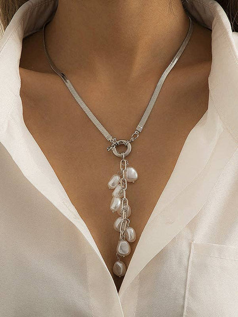 PEARL GEOMETRIC PENDANT NECKLACE