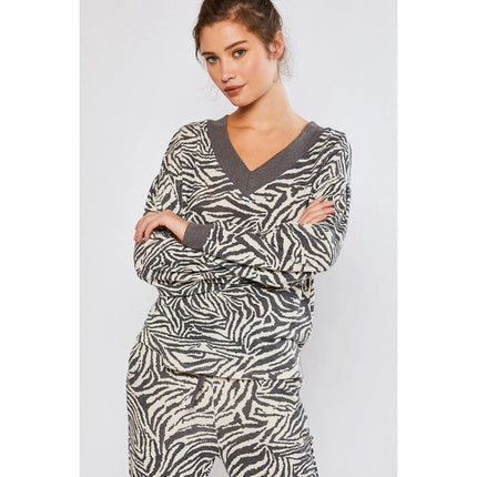 V-NECK ZEBRA PRINT PULLOVER