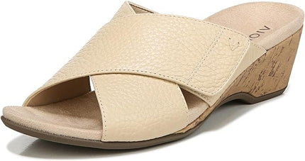 Vionic Leticia (Women's) - Semolina