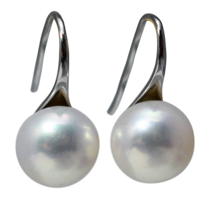 Button Freshwater Pearl On Short Hook