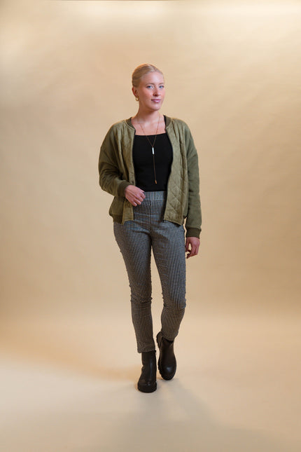 FABRIC MIXED BOMBER JACKET WITH QUILTED DETAILS