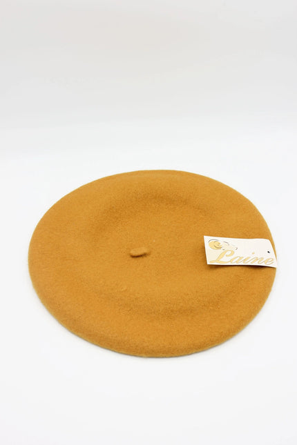 Classic Beret in Pure Wool