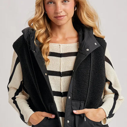 BLUIVY Sherpa Fleece Hooded Vest with Faux Suede Inner