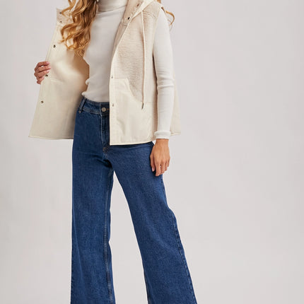 BLUIVY Sherpa Fleece Hooded Vest with Faux Suede Inner