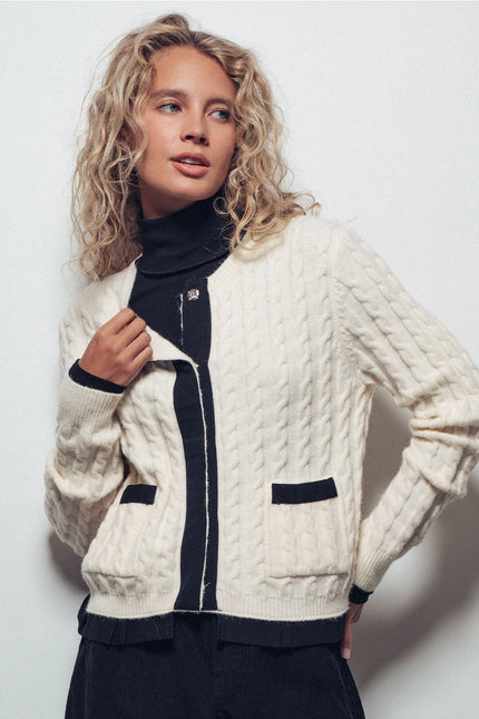 Urban Daizy Cable Knit Snap Front Ribbed Trim Long Sleeve Sweater - Ivory Black