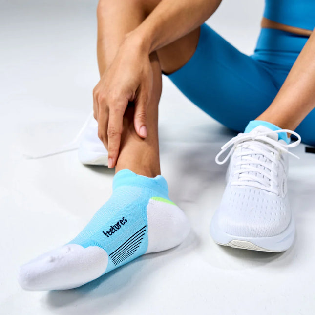 Feetures Elite Max Cushion Tab - Cool Plunge