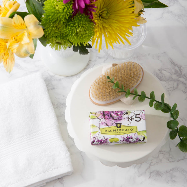 VIA MERCATO- Waterlily and Sandalwood Bar Soap - 200G