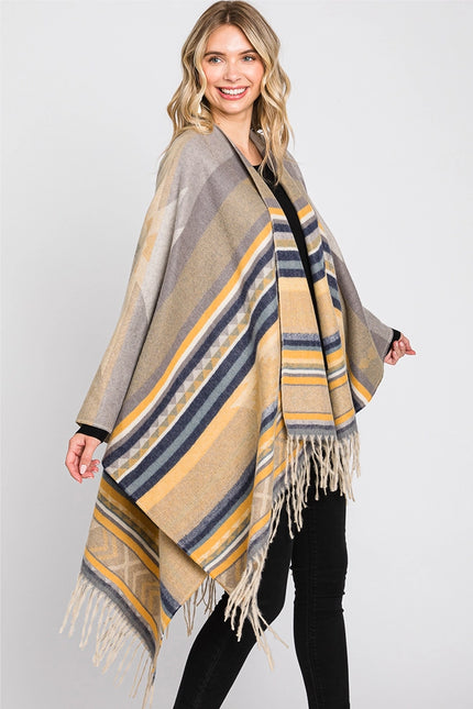 Hana Aztec Pattern Fringe Ruana - Yellow