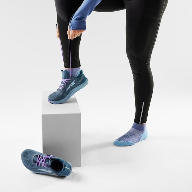 Smartwool Run Targeted Cushion Ankle Socks - (Women's) - Nightfall Blue