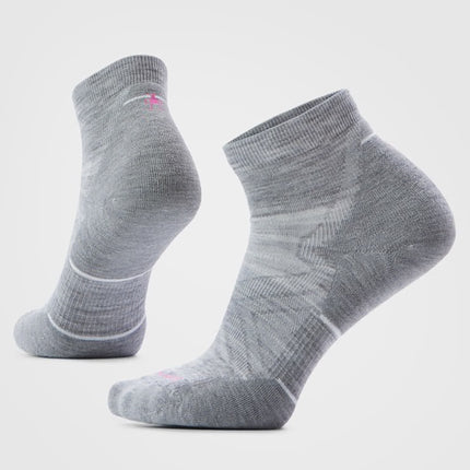 Smartwool Run Targeted Cushion Ankle Socks - (Women's) - Light Gray White