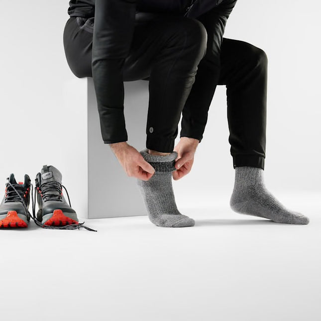 Smartwool Hike Classic Edition Second Cut™ Crew Socks - (Unisex) - Black