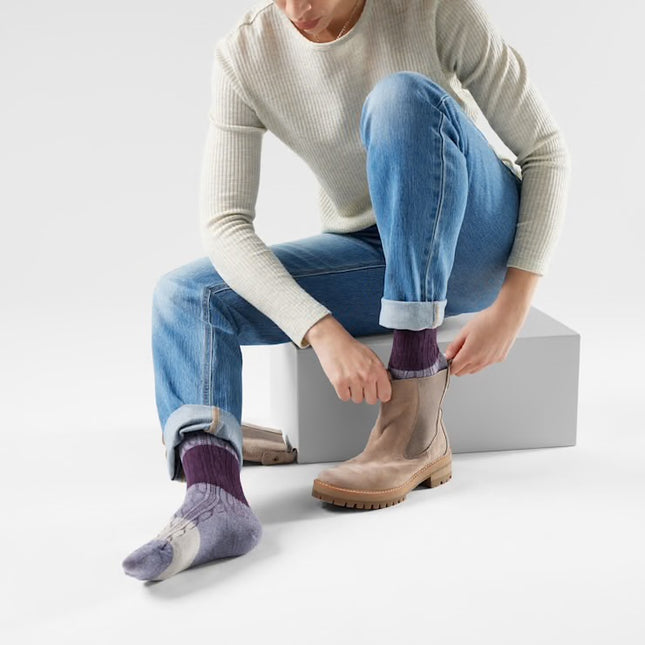 Smartwool Everyday Color Block Cable Crew Socks - (Unisex) - Chalk Violet