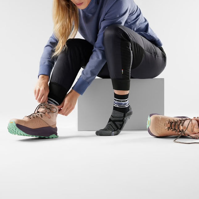 Smartwool Hike Zig Zag Valley Mid Crew Socks - (Women’s) - Black
