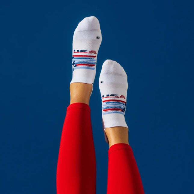 Feetures Elite Light Cushion No Show Tab - Limited Edition Spangled