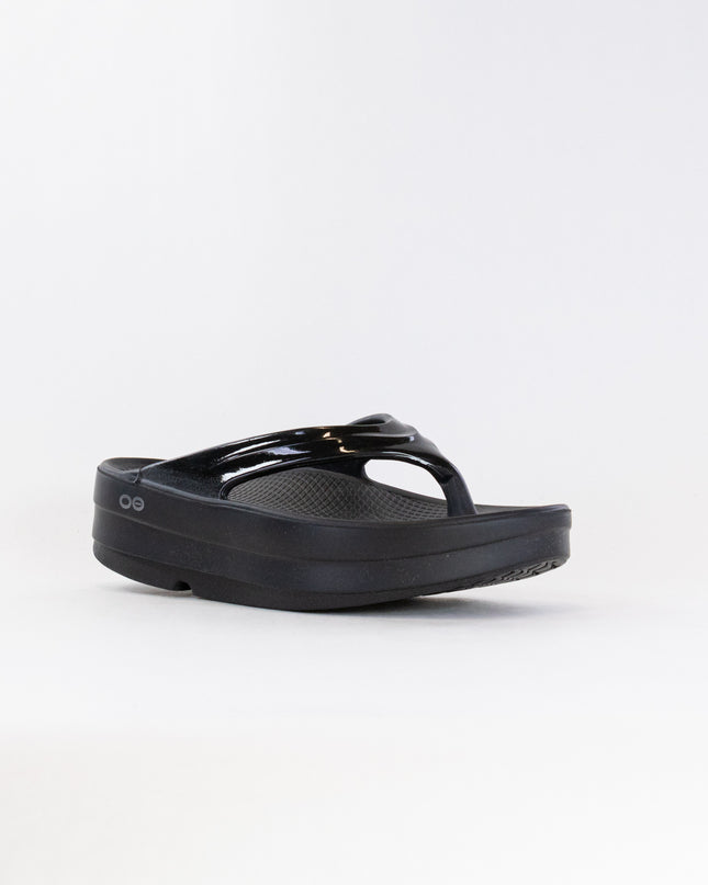 OOFOS OOMega Oolala Thong Sandal (Women's) - Black