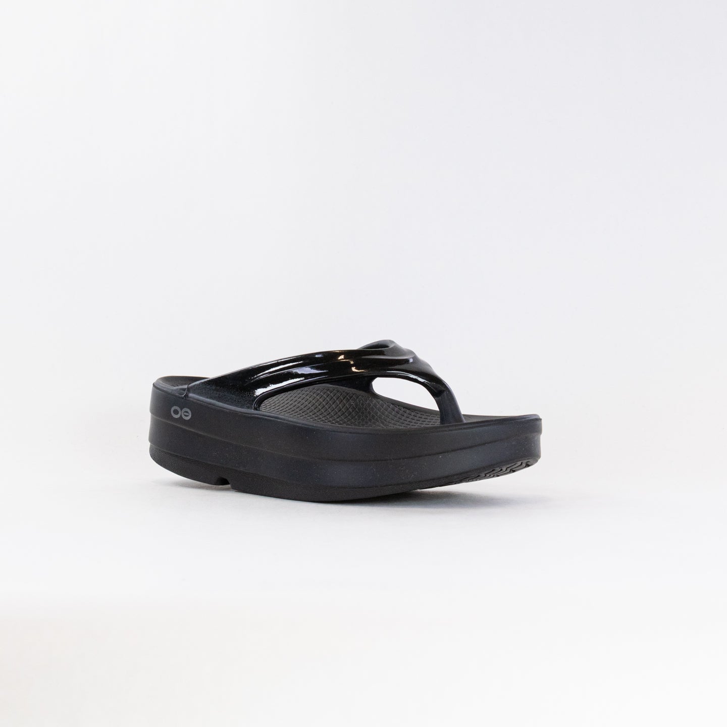 OOFOS OOMega Oolala Thong Sandal (Women's) - Black