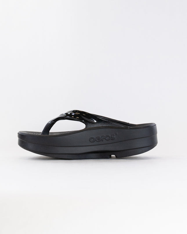 OOFOS OOMega Oolala Thong Sandal (Women's) - Black