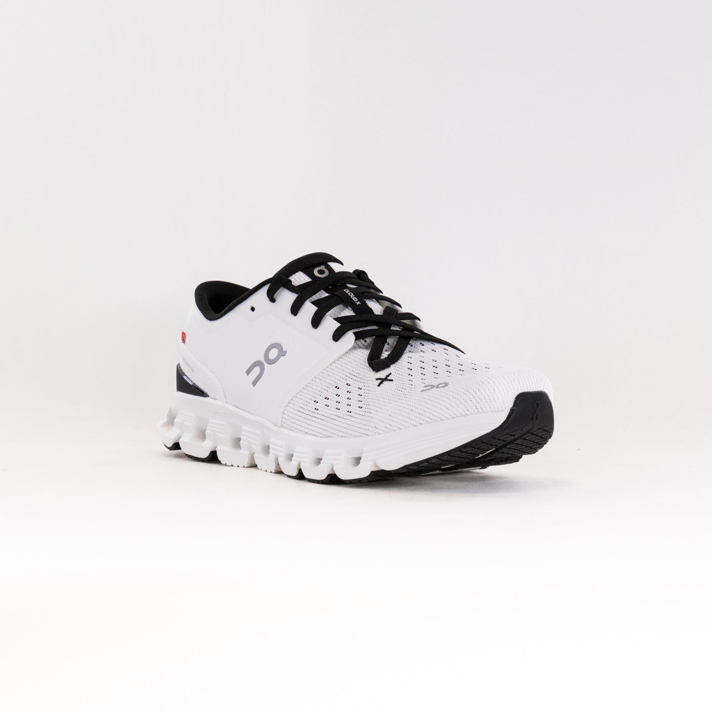 On Cloud X 4 (Women's) - Ivory/Black