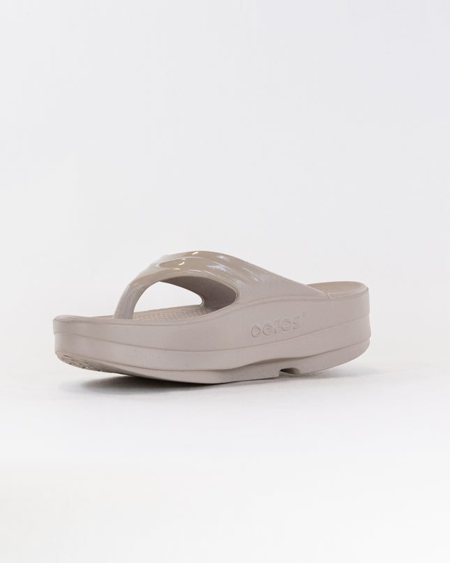 OOFOS OOMega Oolala Thong Sandal (Women's) - Nomad