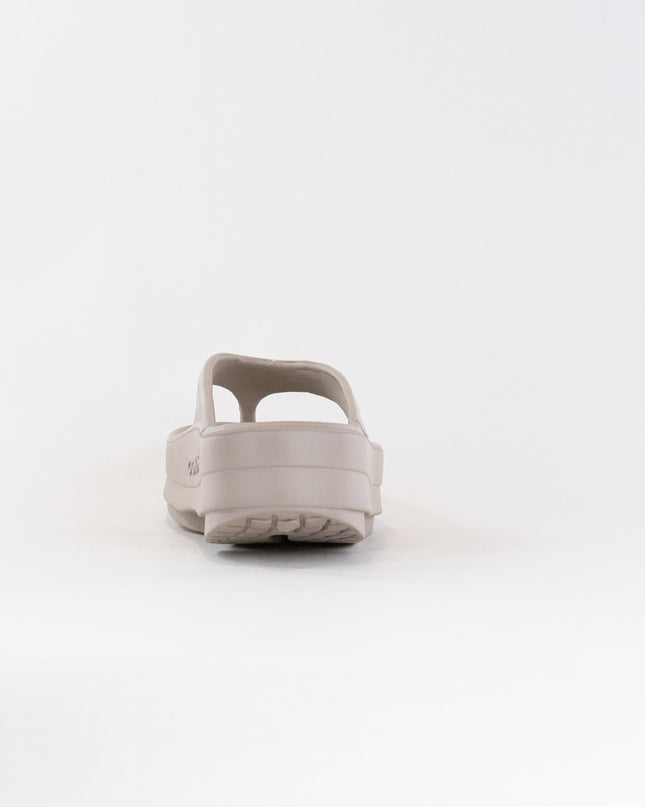 OOFOS OOMega Oolala Thong Sandal (Women's) - Nomad
