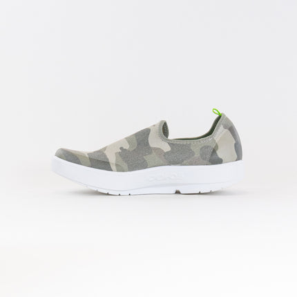 OOFOS OOmg Eezee Low Shoe (Women's) - White/Green Camo