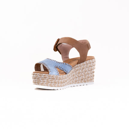 Naot Majorca (Women's) - Latte Brown Leather W/ Denim