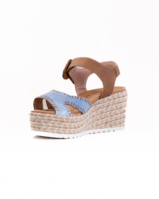 Naot Majorca (Women's) - Latte Brown Leather W/ Denim
