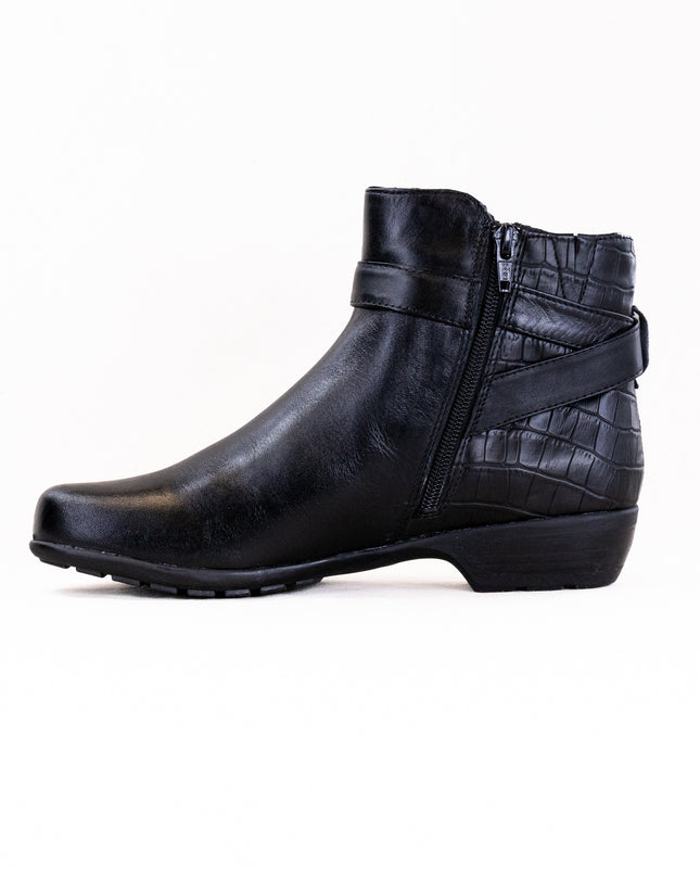 Ros Hommerson Ellis (Women's) - Black Napa Leather