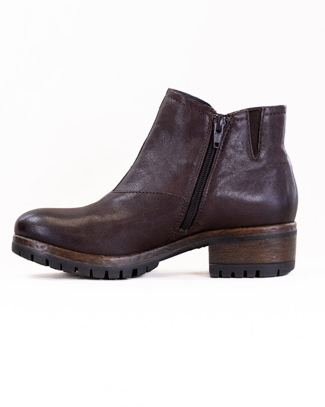 Salvia Chi (Women's) - Walnut Sheep