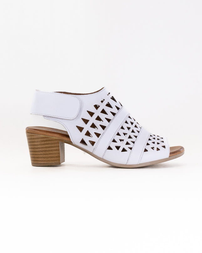 Spring Step Dorotha (Women's) - White