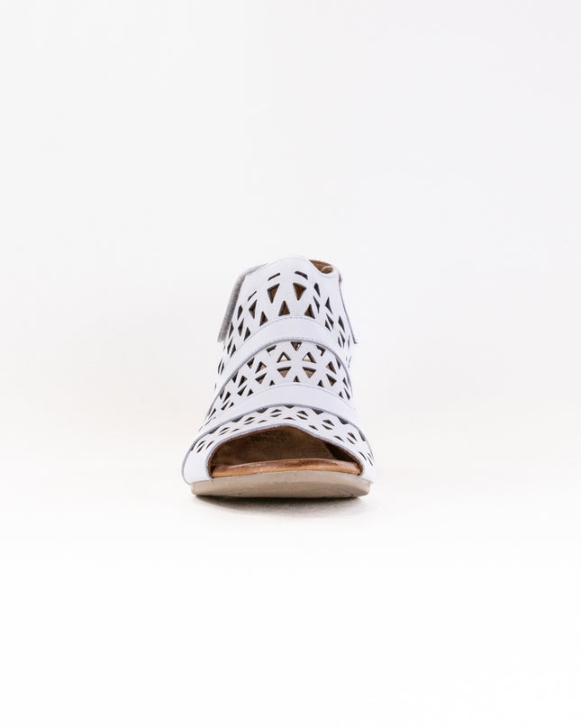 Spring Step Dorotha (Women's) - White