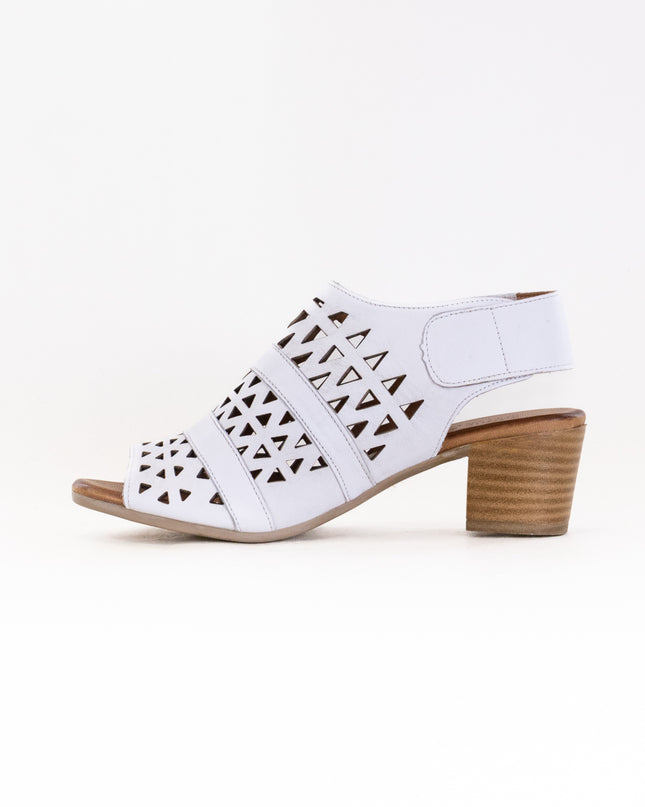 Spring Step Dorotha (Women's) - White
