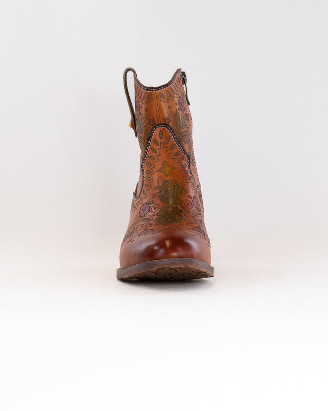L'Artiste  Galop (Women's) - Camel