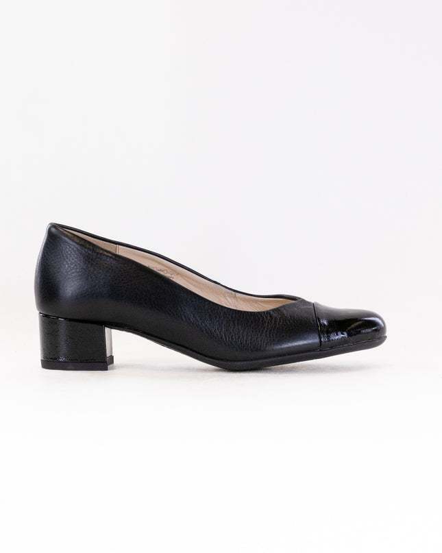 Ara Nanette (Women's) - Black Leather