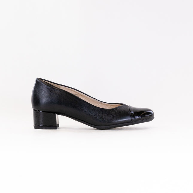 Ara Nanette (Women's) - Black Leather