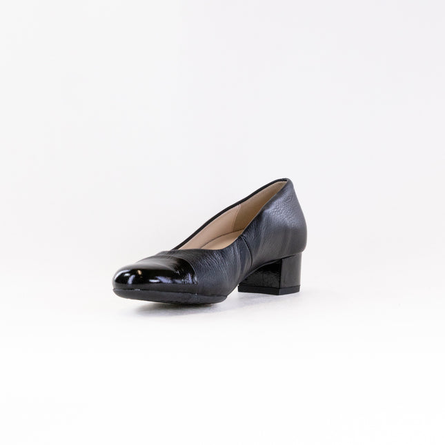 Ara Nanette (Women's) - Black Leather