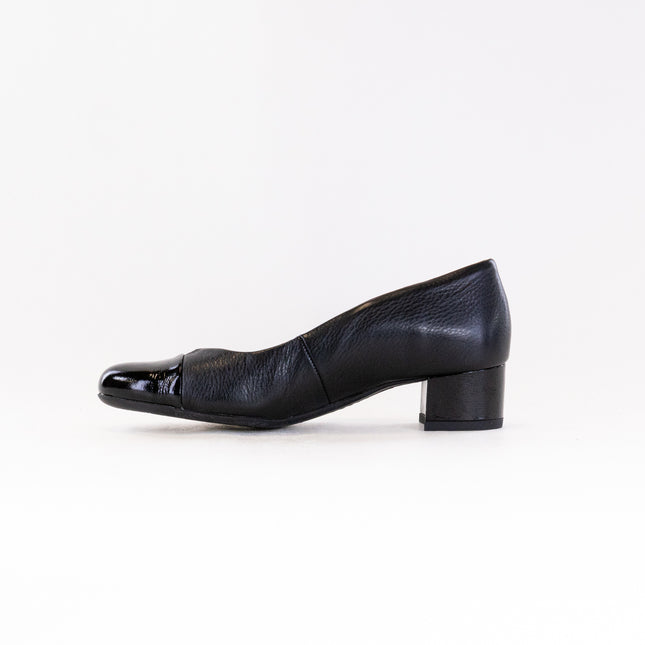 Ara Nanette (Women's) - Black Leather