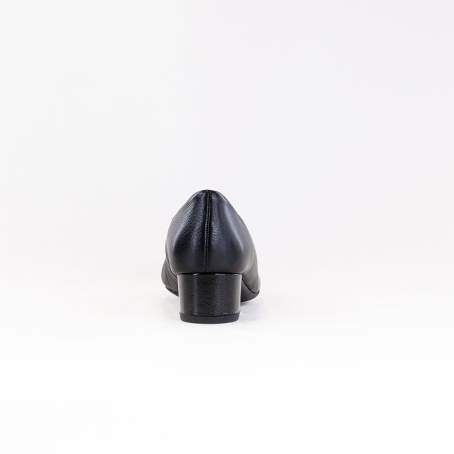 Ara Nanette (Women's) - Black Leather