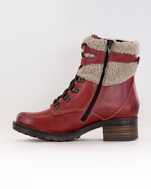 Dromedaris Kara Shearling (Women's) - Red