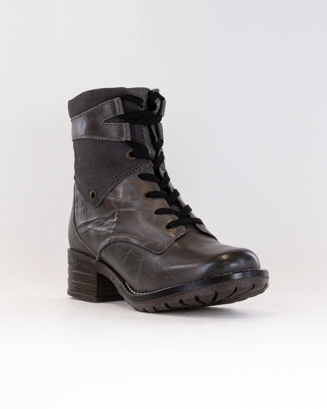 Dromedaris Kara Suede Wide (Women's) - Slate