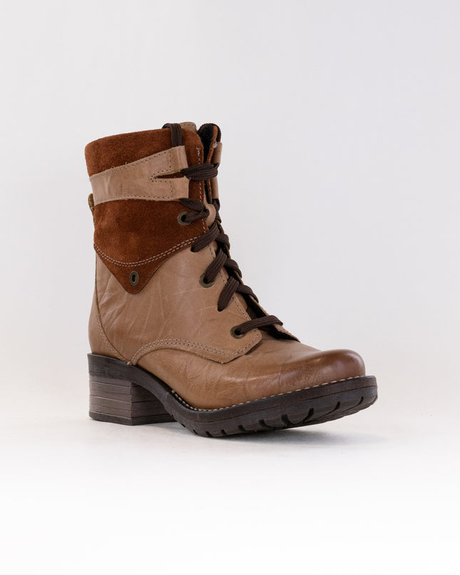 Dromedaris Kara Suede (Women's) - Saddle