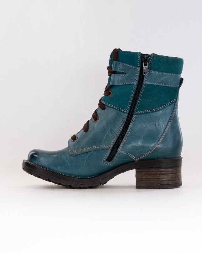 Dromedaris Kara Suede (Women's) - Teal