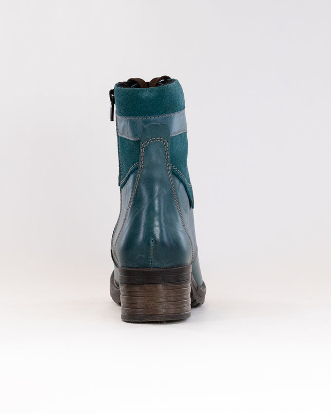 Dromedaris Kara Suede (Women's) - Teal