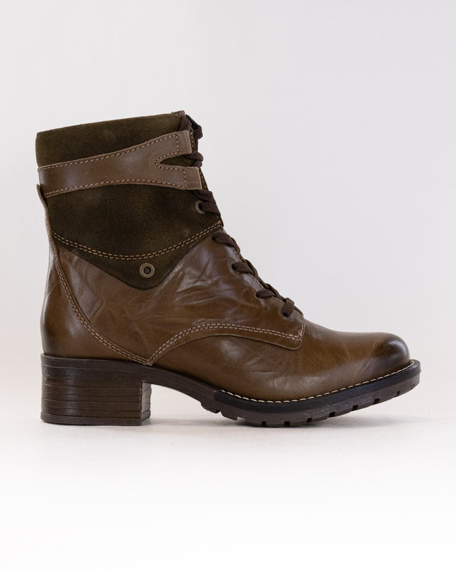 Dromedaris Kara Suede (Women's) - Olive