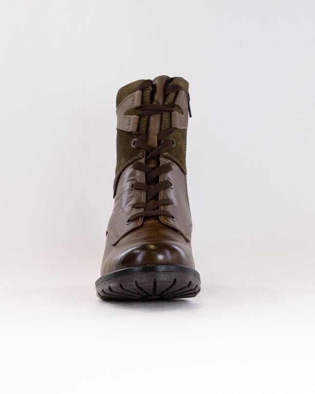 Dromedaris Kara Suede (Women's) - Olive